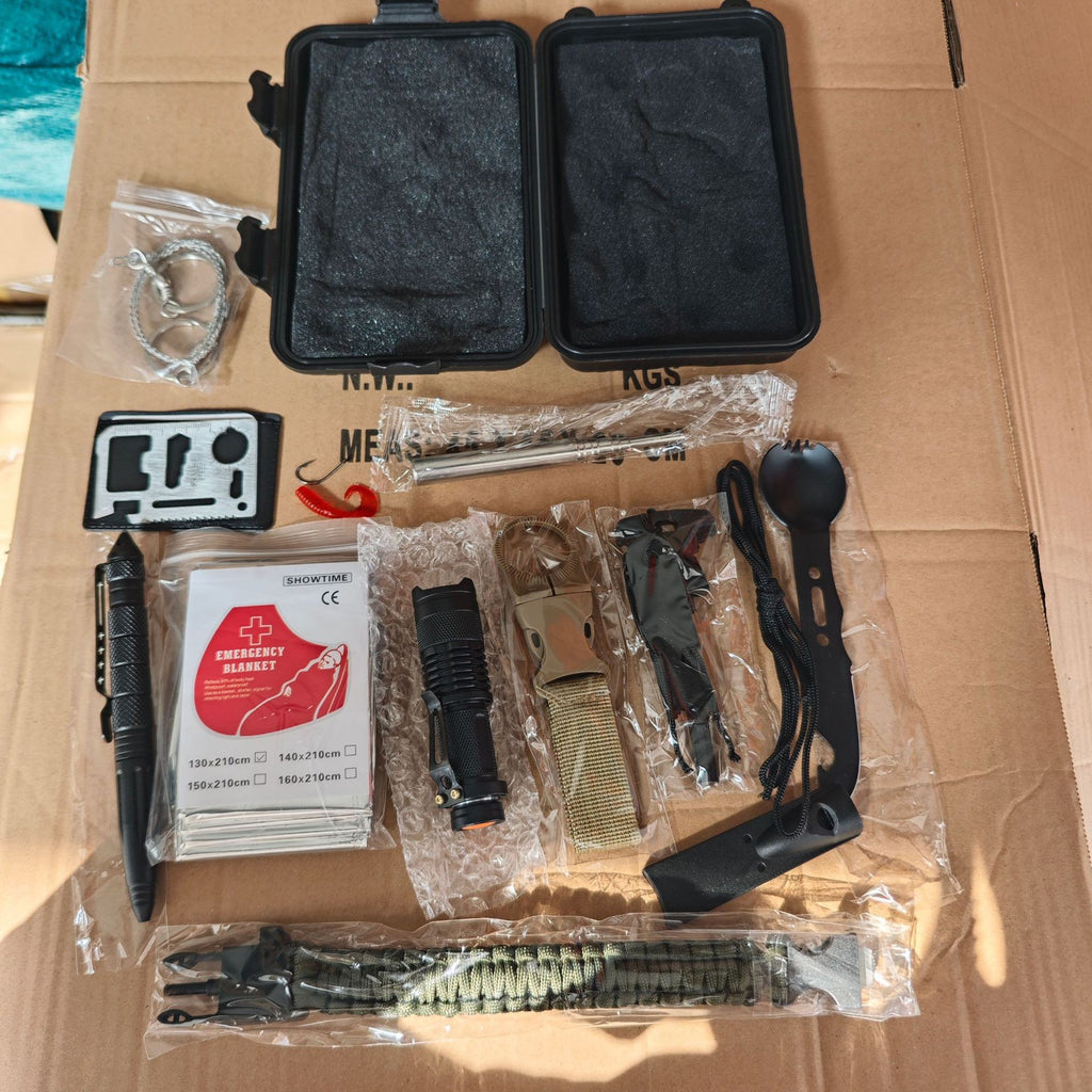 Portable Outdoor Emergency Survival Kit